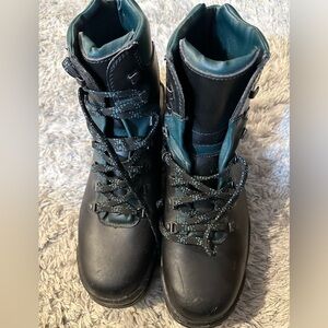 Alpina Thinsulate Men’s Cross Country Ski Boots. 
Men’s Size 14 ( European 48))